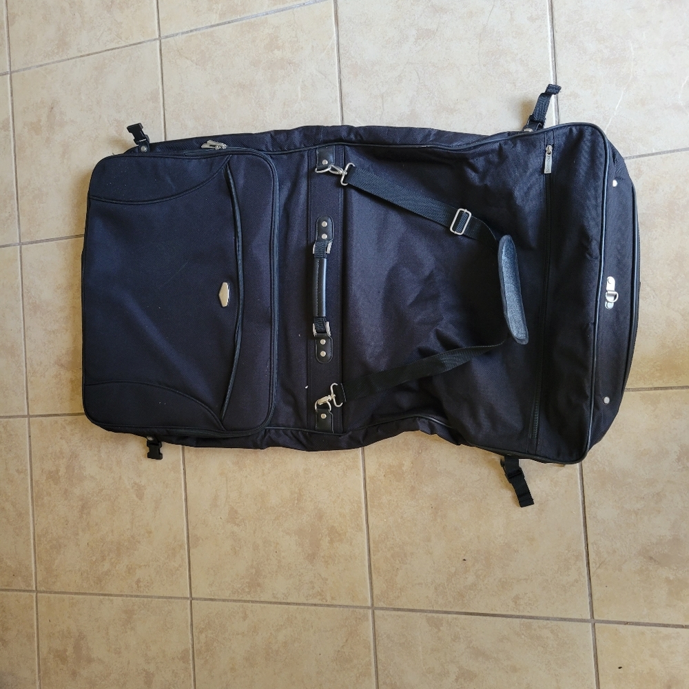 Protocol Garment Bag - Picture 3 of 6